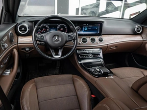Седан Mercedes-benz E-класс 2016 года, 3585000 рублей, Краснодар