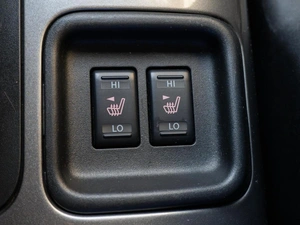 Внедорожник Nissan Juke 2013 года, 999000 рублей, Санкт-Петербург