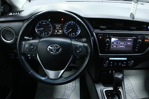 Хетчбэк Toyota Auris 2013 года, 1248000 рублей, Солонцы