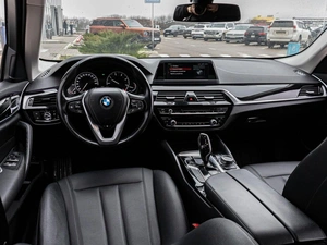 Седан BMW 5 серия 2017 года, 3020000 рублей, Краснодар