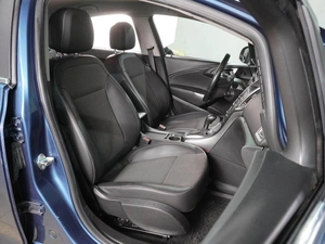 Седан Opel Astra 2013 года, 999000 рублей, Воронеж