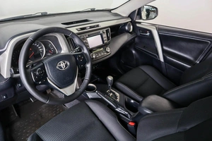 Внедорожник Toyota RAV4 2014 года, 2049000 рублей, Пермь