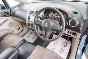 Хетчбэк Mitsubishi Colt 2003 года, 399000 рублей, Красноярск