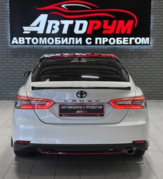 Седан Toyota Camry 2021 года, 2770000 рублей, Красноярск