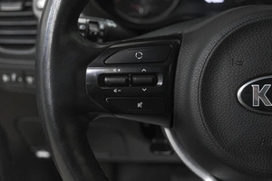 Хетчбэк Kia Rio X-Line 2020 года, 1849000 рублей, Новокузнецк