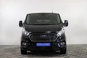 Минивэн Ford Tourneo Custom 2018 года, 3909000 рублей, Сургут