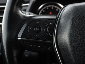 Седан Toyota Camry 2018 года, 2835000 рублей, Самара