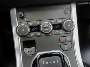 Внедорожник Land Rover Range Rover Evoque 2017 года, 2895000 рублей, Краснодар
