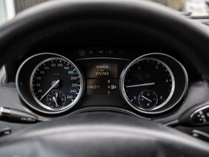 Внедорожник Mercedes-benz M-класс 2010 года, 1689000 рублей, Большой Сочи
