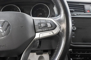 Внедорожник Volkswagen Tiguan 2021 года, 2499000 рублей, Барнаул