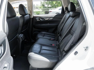 Внедорожник Nissan X-Trail 2016 года, 1680000 рублей, Ставрополь