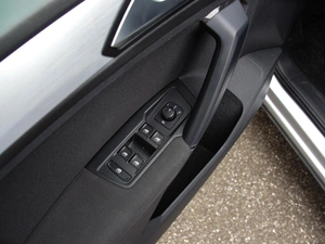 Внедорожник Volkswagen Tiguan 2019 года, 2490000 рублей, Владимир