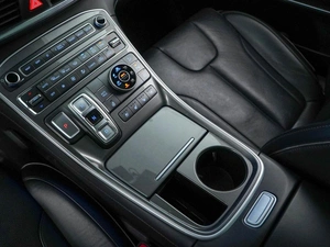 Внедорожник Hyundai Santa Fe 2021 года, 3399077 рублей, Москва