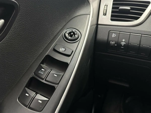 Хетчбэк Hyundai i30 2013 года, 995000 рублей, Красноярск