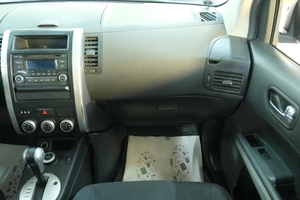 Внедорожник Nissan X-Trail 2012 года, 1269000 рублей, Омск