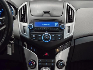 Седан Chevrolet Cruze 2013 года, 499000 рублей, Красноярск