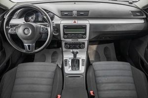 Седан Volkswagen Passat CC 2010 года, 999000 рублей, Барнаул