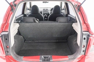 Хетчбэк Nissan March 2019 года, 799000 рублей, Красноярск