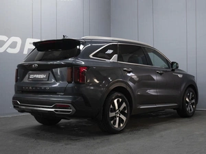 Внедорожник Kia Sorento 2020 года, 3280000 рублей, Омск