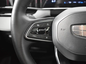 Внедорожник Geely Atlas 2023 года, 2835000 рублей, Казань