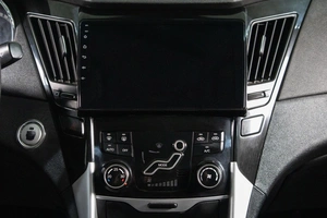 Седан Hyundai Sonata 2011 года, 1169000 рублей, Сургут