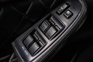 Седан Toyota Avensis 2006 года, 819000 рублей, Сургут