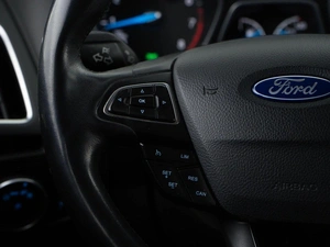 Седан Ford Focus 2016 года, 1339111 рублей, Москва
