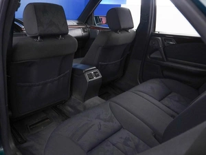 Седан Mercedes-benz E-класс 1997 года, 947052 рублей, Москва