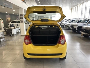 Хэтчбек Chevrolet Aveo 2009 года, 625000 рублей, Орёл