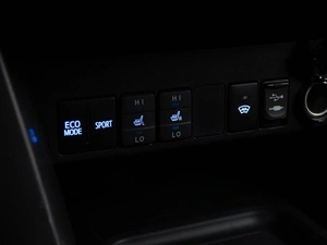 Внедорожник Toyota RAV4 2016 года, 2449077 рублей, Москва