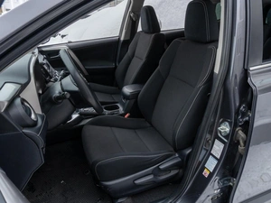 Внедорожник Toyota RAV4 2015 года, 2099000 рублей, Саратов