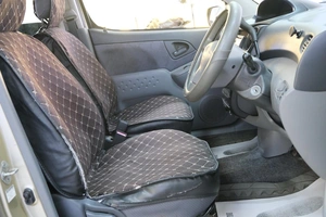 Минивэн Toyota Funcargo 2001 года, 489000 рублей, Омск