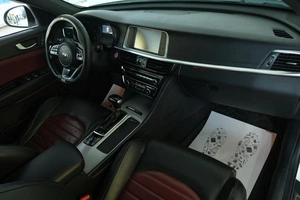 Седан Kia Optima 2018 года, 2339000 рублей, Омск