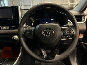 Внедорожник Toyota RAV4 2019 года, 3497000 рублей, Красноярск