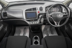 Минивэн Honda Stream 2007 года, 1199000 рублей, Барнаул