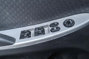 Хетчбэк Hyundai Solaris 2011 года, 769000 рублей, Челябинск