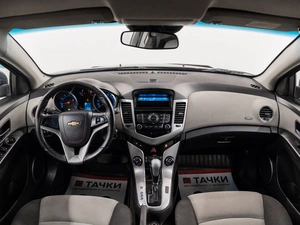 Хетчбэк Chevrolet Cruze 2012 года, 680000 рублей, Красноярск