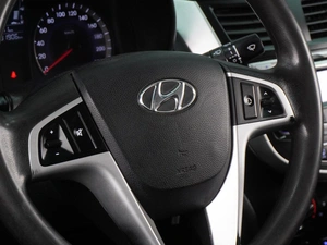 Седан Hyundai Solaris 2012 года, 674000 рублей, Воронеж