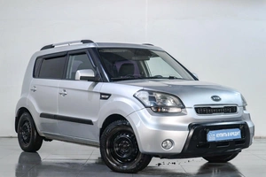 Хетчбэк Kia Soul 2011 года, 739000 рублей, Челябинск