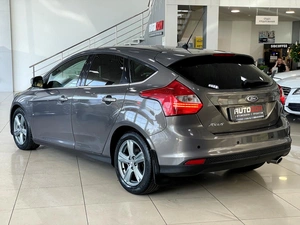 Хетчбэк Ford Focus 2012 года, 807000 рублей, Солонцы