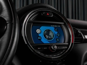 Хетчбэк MINI Cooper 2018 года, 1277000 рублей, Тюмень