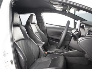 Универсал Toyota Corolla 2019 года, 1780000 рублей, Омск