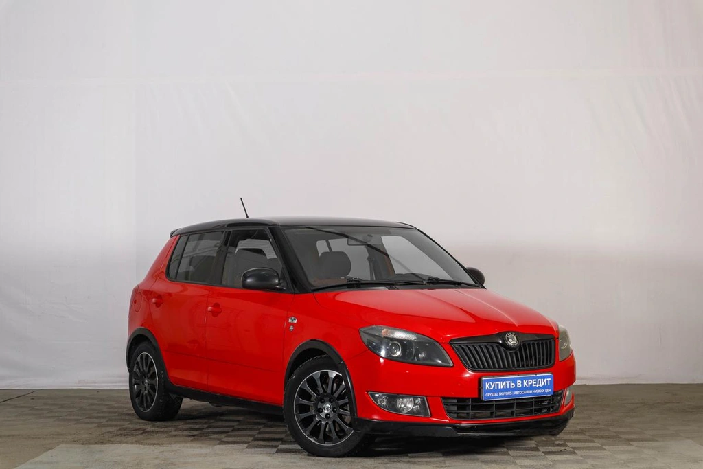 Хетчбэк Skoda Fabia 2012 года, 599000 рублей, Тюмень