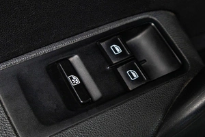 Седан Volkswagen Polo 2015 года, 919000 рублей, Сургут