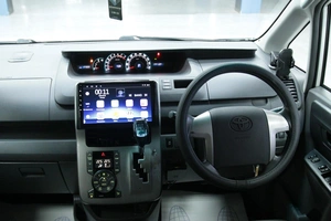 Минивэн Toyota Voxy 2008 года, 1198000 рублей, Солонцы