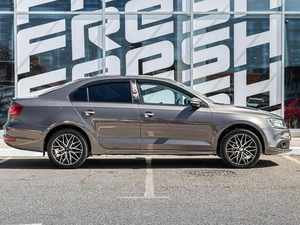 Седан Volkswagen Jetta 2012 года, 1110000 рублей, Краснодар