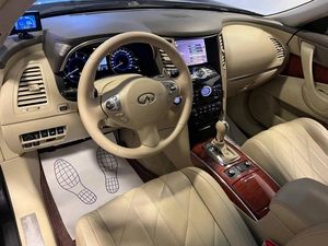 Внедорожник Infiniti QX70 2014 года, 1999000 рублей, Красноярск