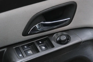 Хетчбэк Chevrolet Cruze 2012 года, 999000 рублей, Омск