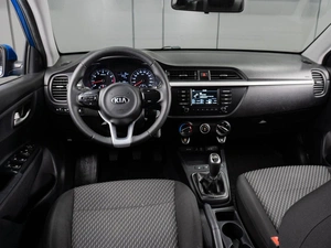 Седан Kia Rio 2019 года, 1250000 рублей, Тюмень