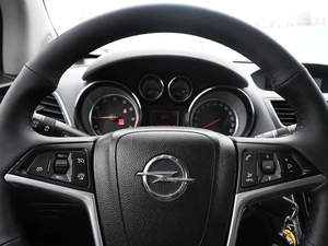 Внедорожник Opel Mokka 2012 года, 799000 рублей, Волгоград